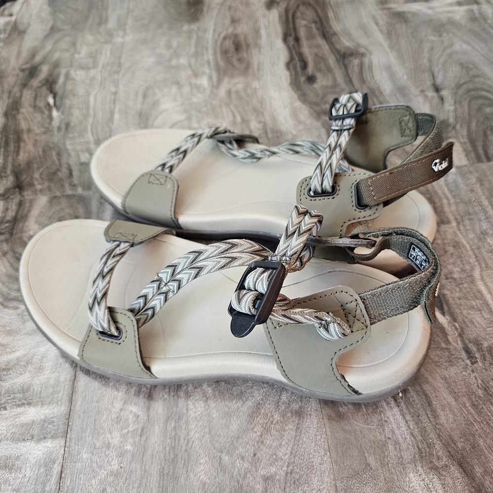 Stylish Women's Sandals with Braided Straps